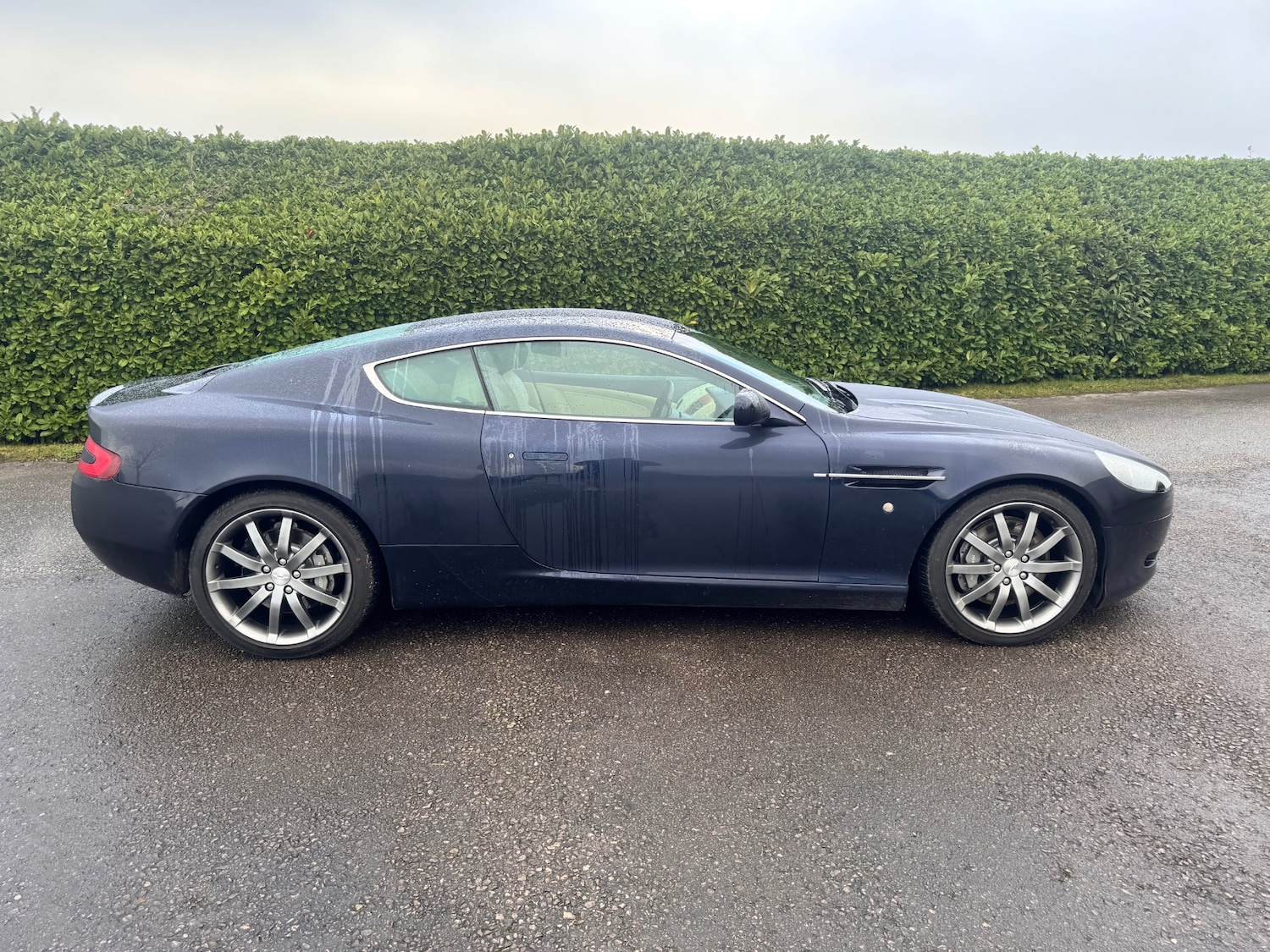 Used Aston Martin DB9 2005 for sale - 77012304: Photo 16
