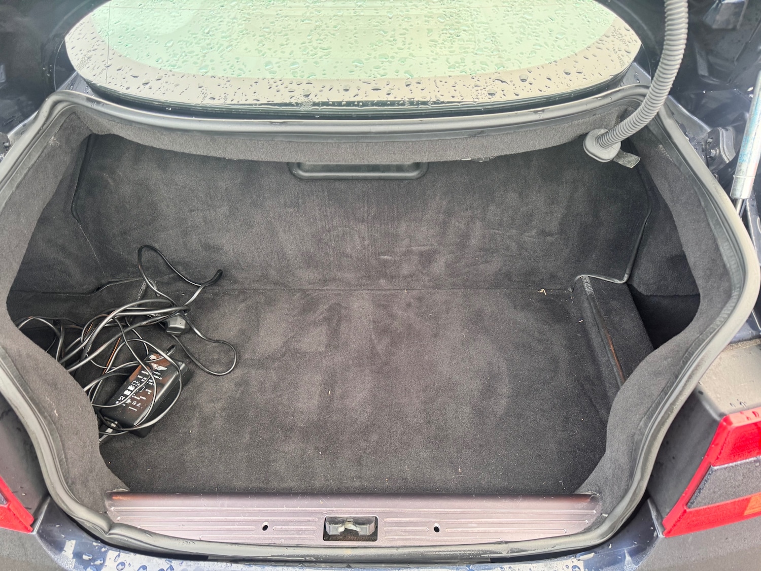 Used Aston Martin DB9 2005 for sale - 77012304: Photo 19