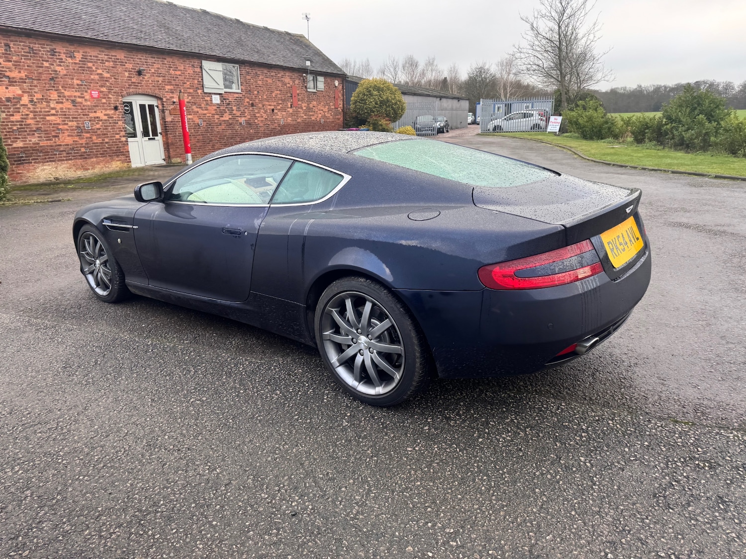 Used Aston Martin DB9 2005 for sale - 77012304: Photo 9