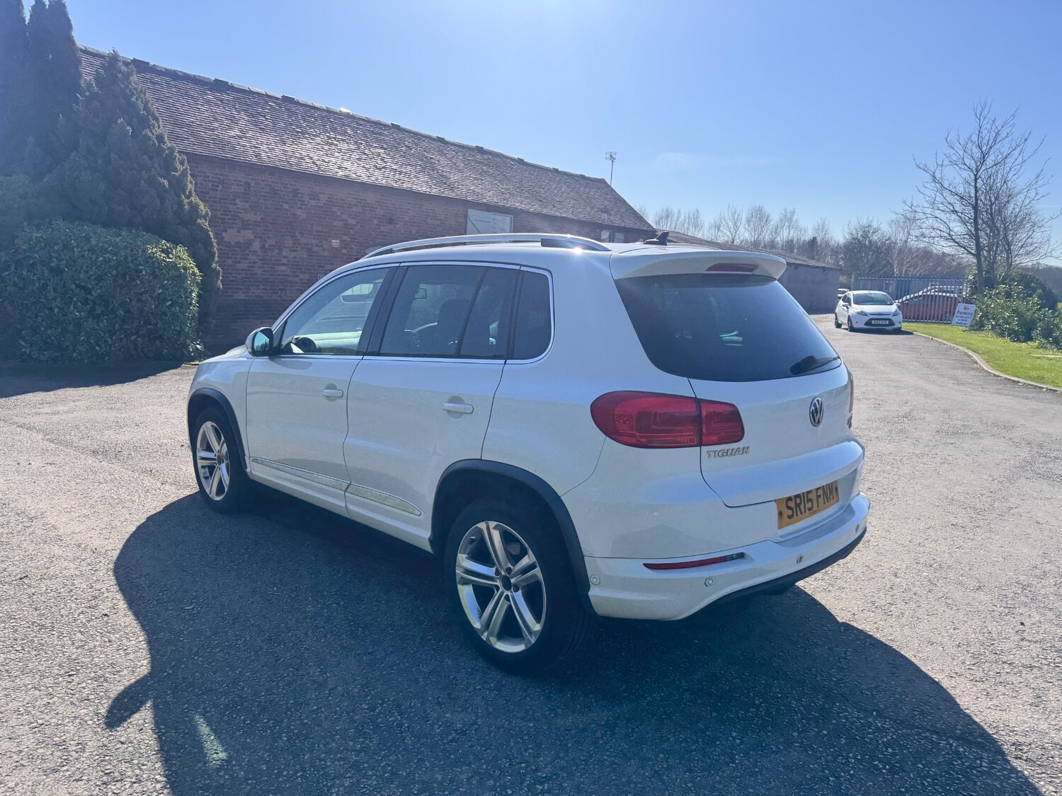 Used Volkswagen Tiguan 2015 for sale - 77954133: Photo 4