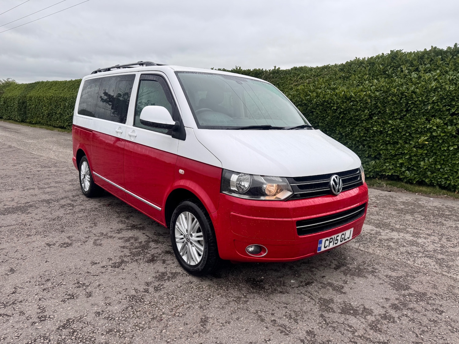 Used Volkswagen Caravelle 2015 for sale - 76198601: Photo 2