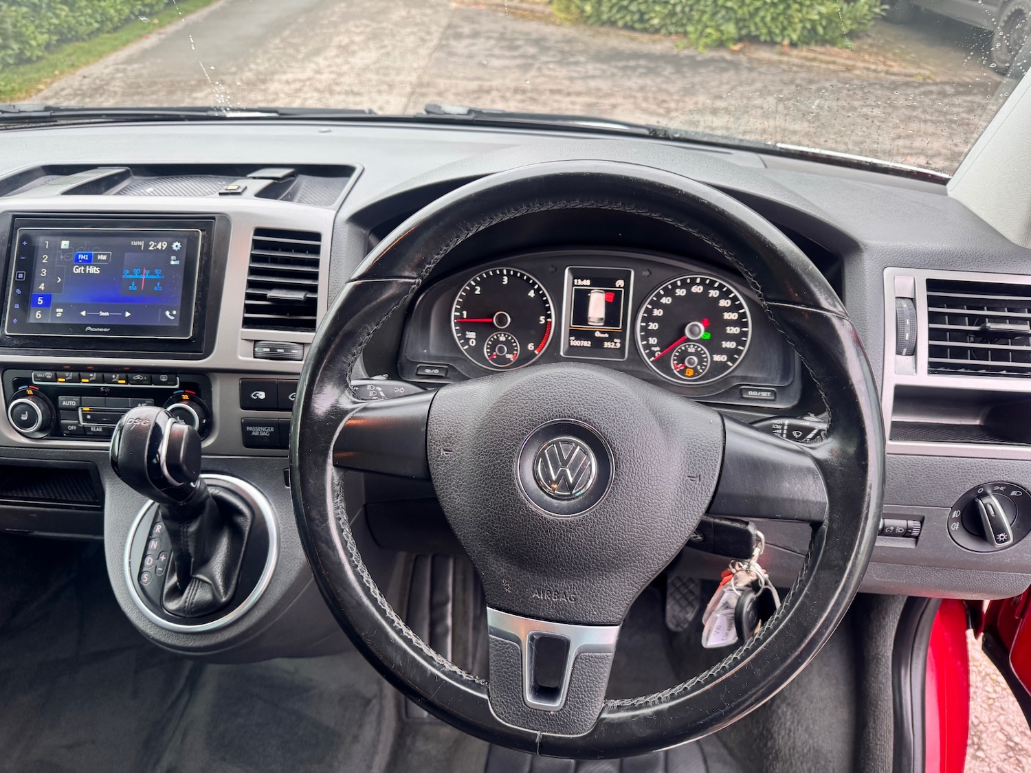 Used Volkswagen Caravelle 2015 for sale - 76198601: Photo 28