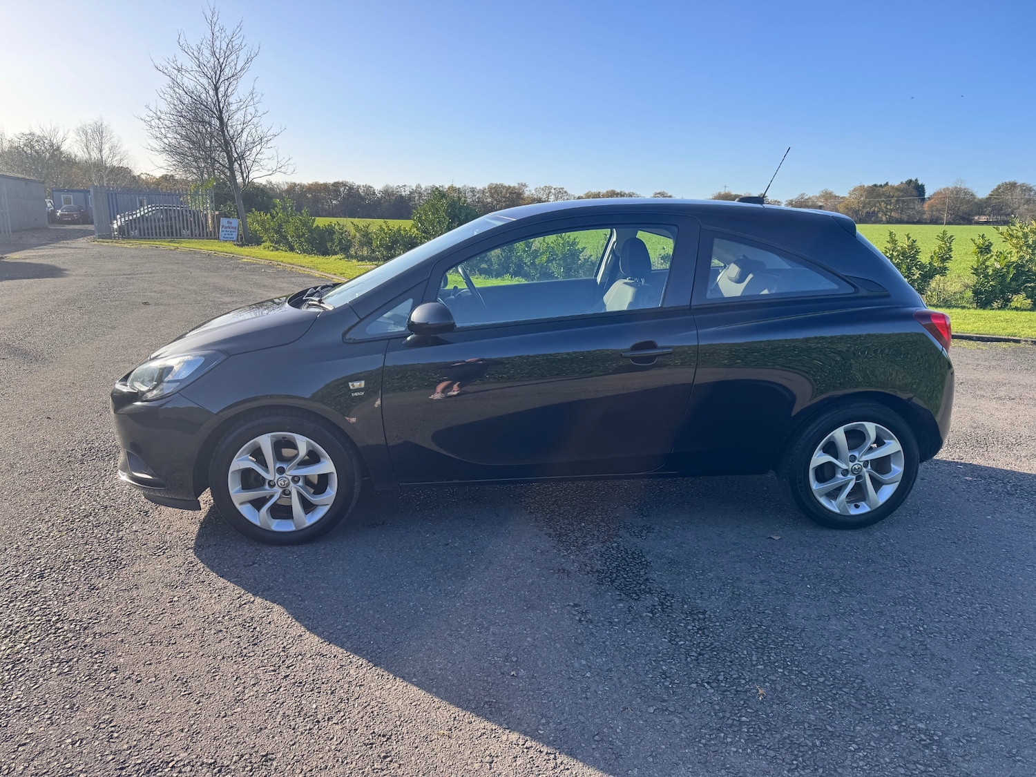 Used Vauxhall Corsa 2016 for sale - 76603031: Photo 8