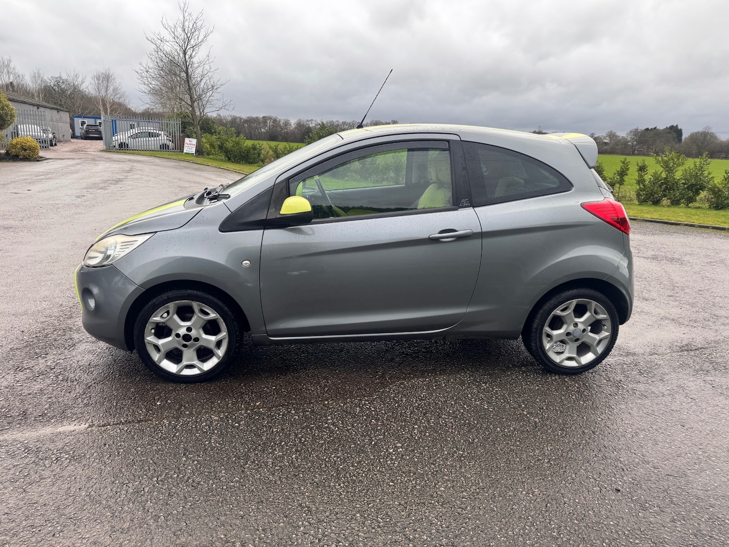 Used Ford Ka 2012 for sale - 76971123: Photo 8