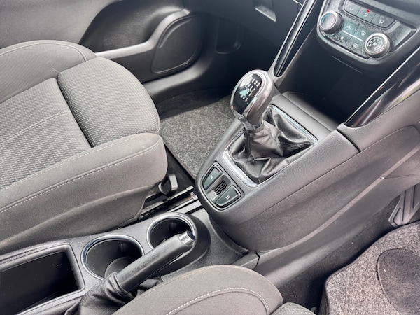Used Vauxhall Zafira 2015 for sale - 75699962: Photo 24
