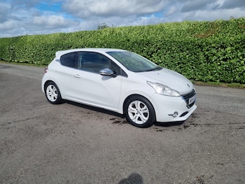 2014 (14) - 1.2 VTi Allure 3dr