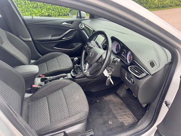 Used Vauxhall Astra 2016 for sale - 76198616: Photo 21