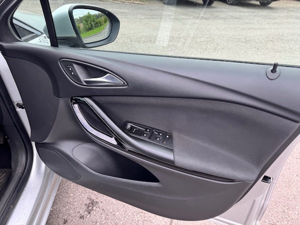 Used Vauxhall Astra 2016 for sale - 76198616: Photo 24