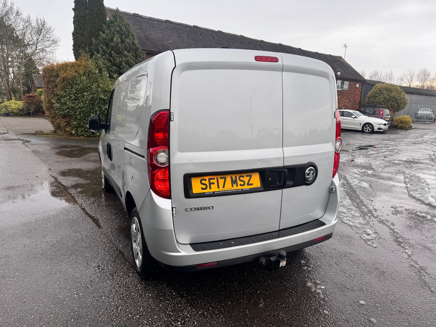 Used Vauxhall Combo 2017 for sale - 77247662: Photo 7