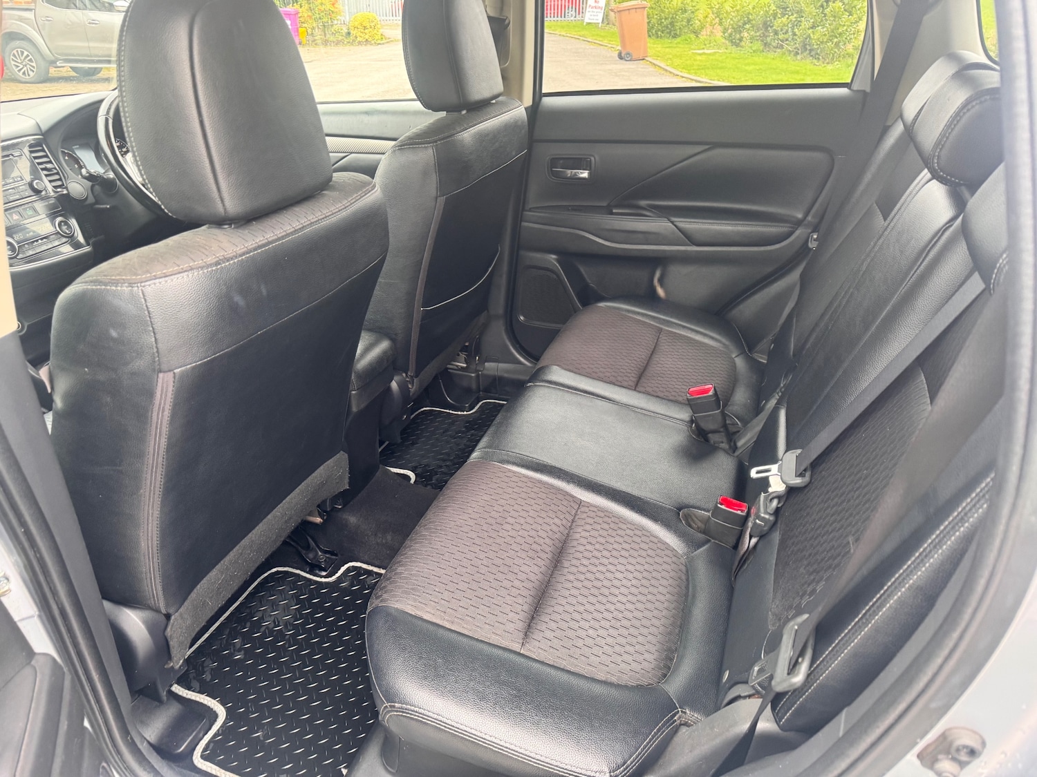 Used Mitsubishi Outlander 2014 for sale - 77591818: Photo 26