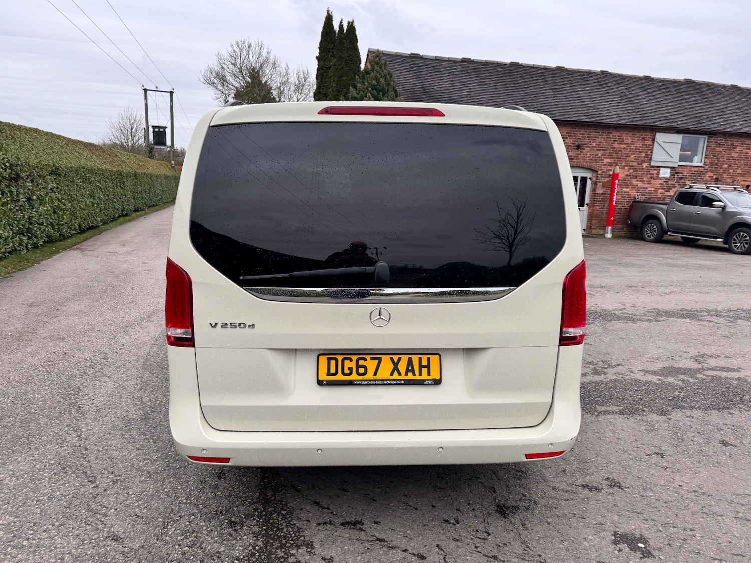 Used Mercedes-Benz V-Class 2017 for sale - 77447165: Photo 12