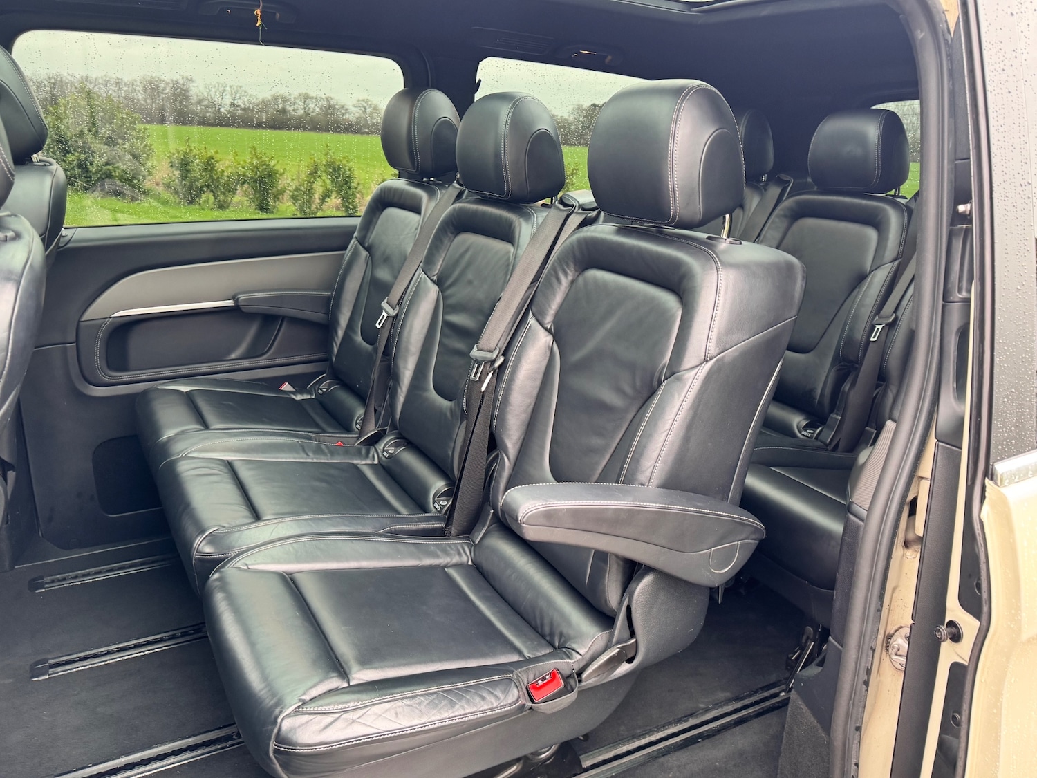 Used Mercedes-Benz V-Class 2017 for sale - 77447165: Photo 22