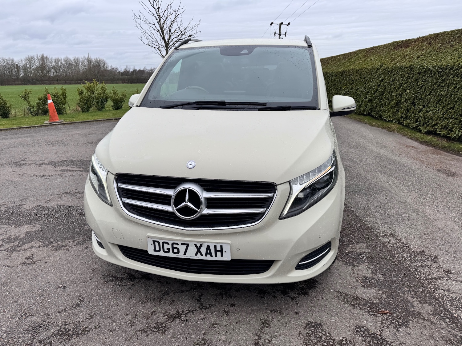 Used Mercedes-Benz V-Class 2017 for sale - 77447165: Photo 5