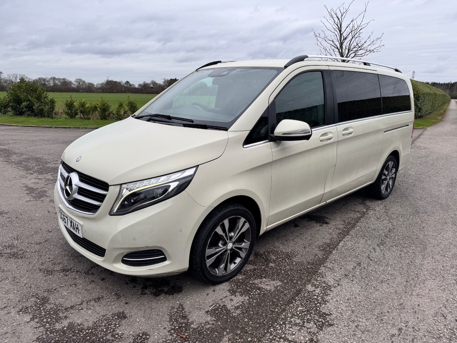 Used Mercedes-Benz V-Class 2017 for sale - 77447165: Photo 7