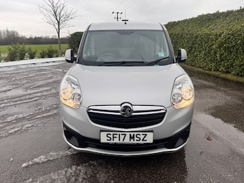 Used Vauxhall Combo 2017 for sale - 78018577: Photo