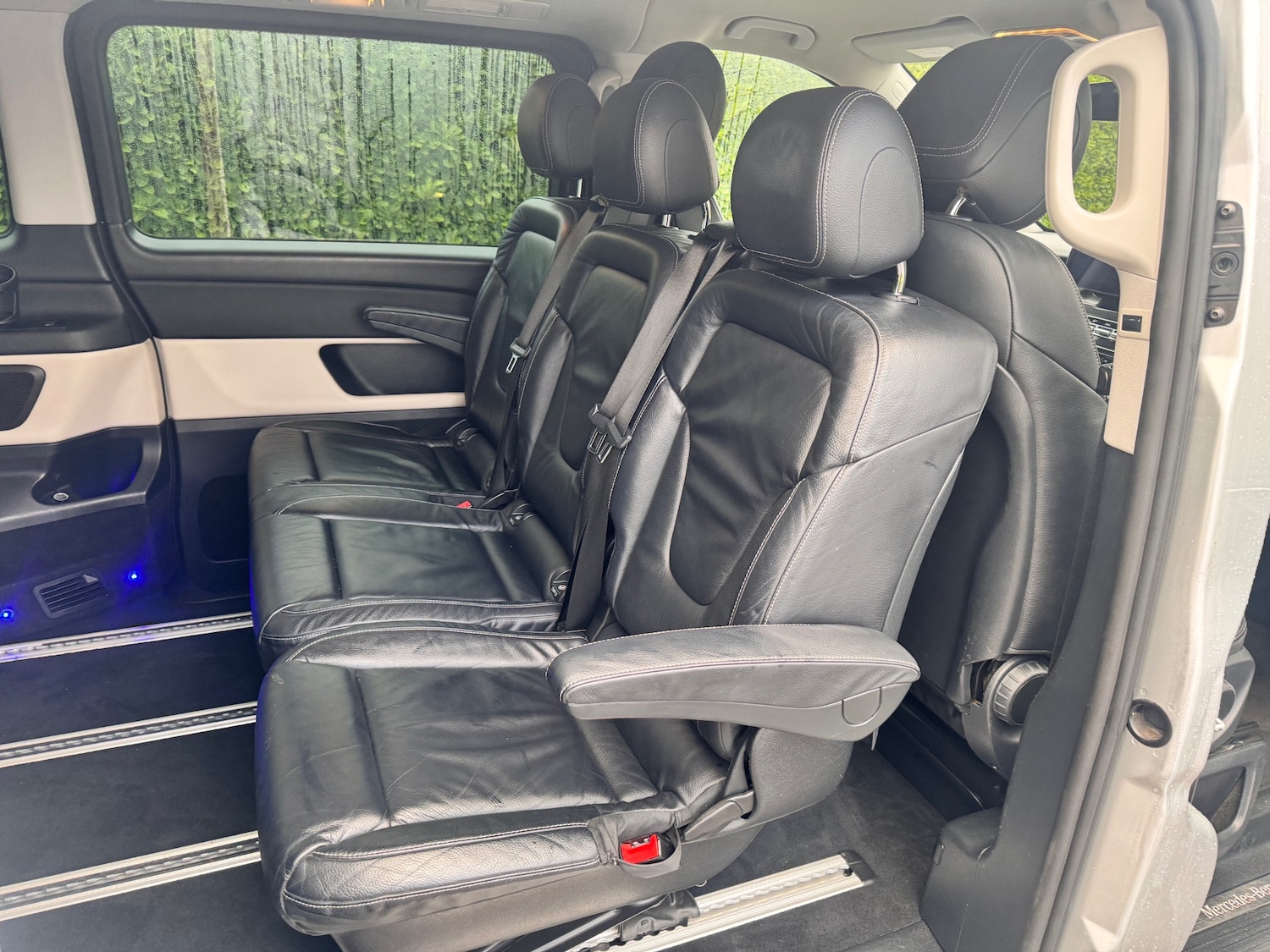 Used Mercedes-Benz V-Class 2016 for sale - 76951390: Photo 18