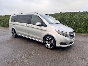 Used Mercedes-Benz V-Class 2016 for sale - 76951390: Photo