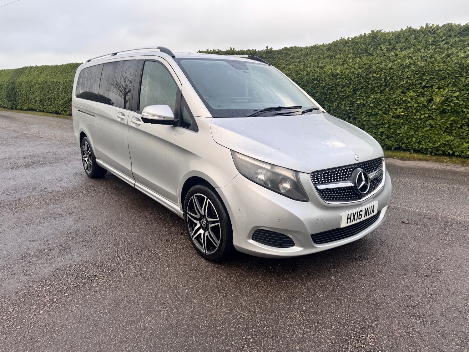 Used Mercedes-Benz V-Class 2016 for sale - 76951390: Photo 2