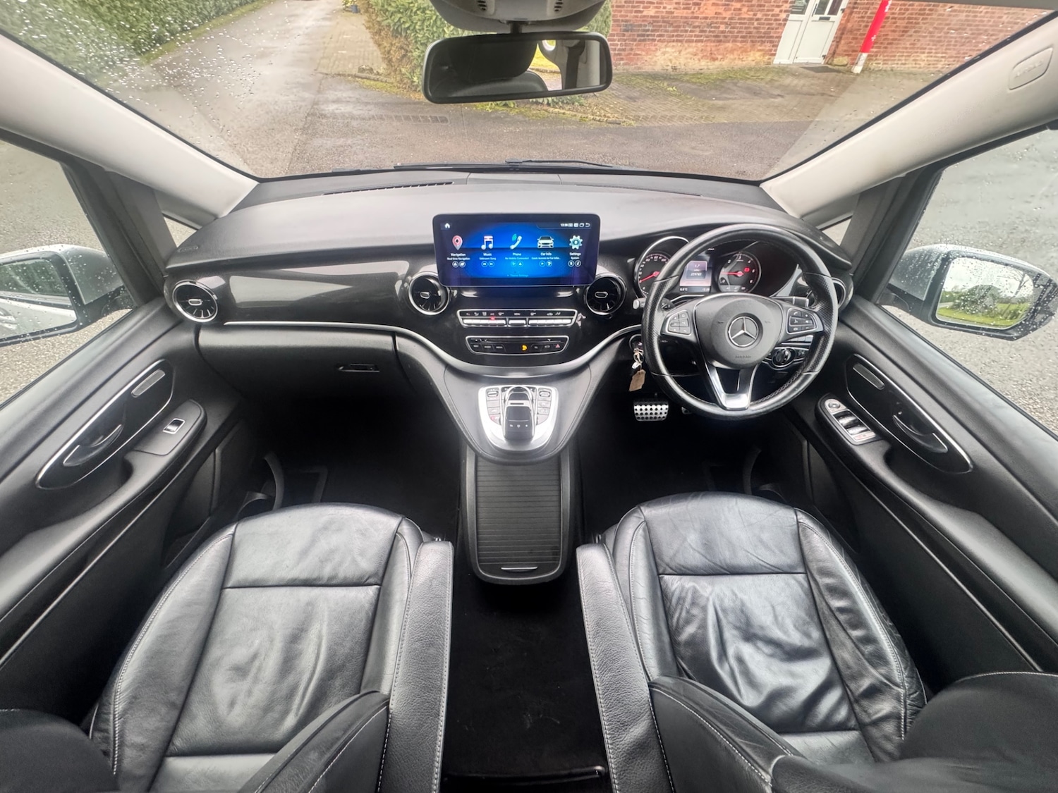 Used Mercedes-Benz V-Class 2016 for sale - 76951390: Photo 21