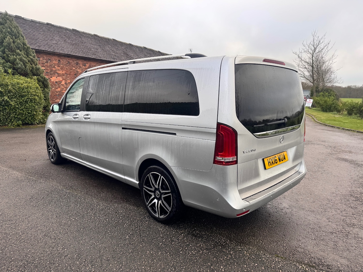 Used Mercedes-Benz V-Class 2016 for sale - 76951390: Photo 9