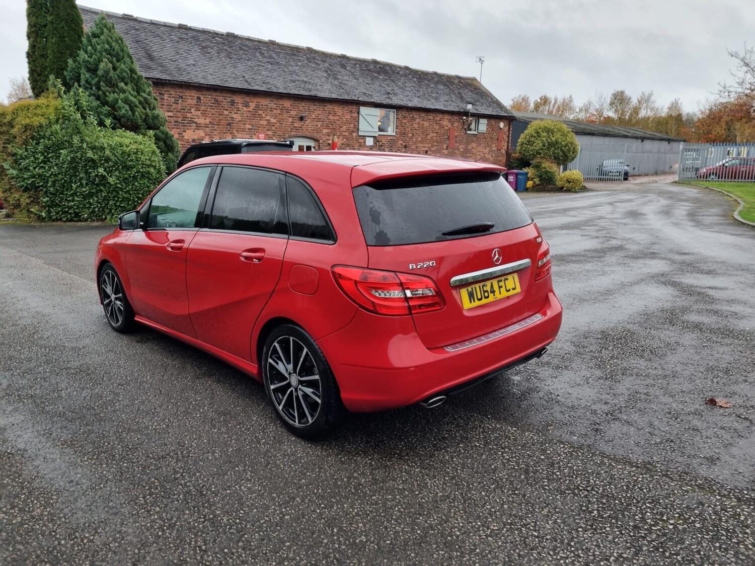 Used Mercedes-Benz B Class 2014 for sale - 76438555: Photo 10