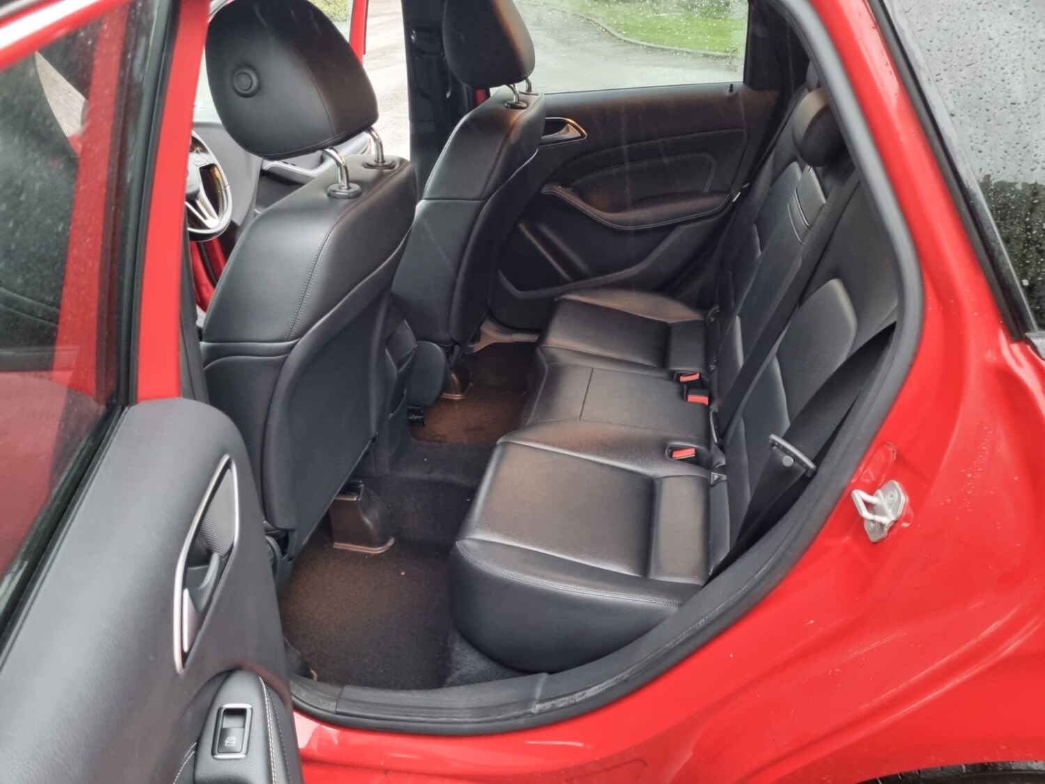 Used Mercedes-Benz B Class 2014 for sale - 76438555: Photo 14