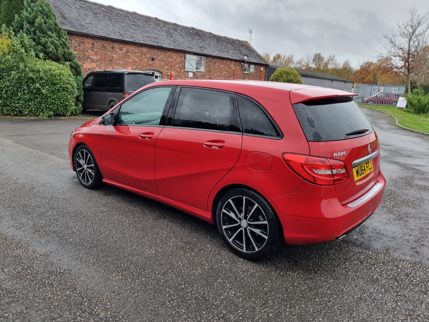 Used Mercedes-Benz B Class 2014 for sale - 76438555: Photo 16
