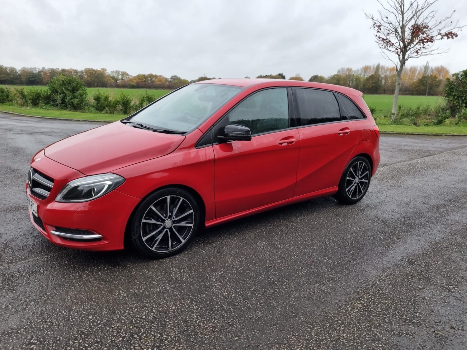 Used Mercedes-Benz B Class 2014 for sale - 76438555: Photo 17
