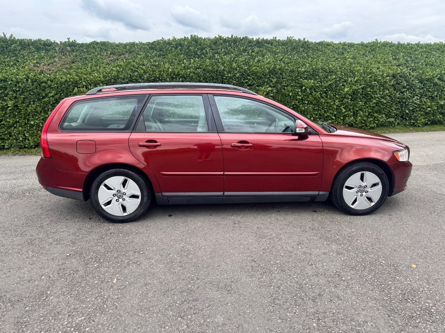 Used Volvo V50 2010 for sale - 76055475: Photo 19