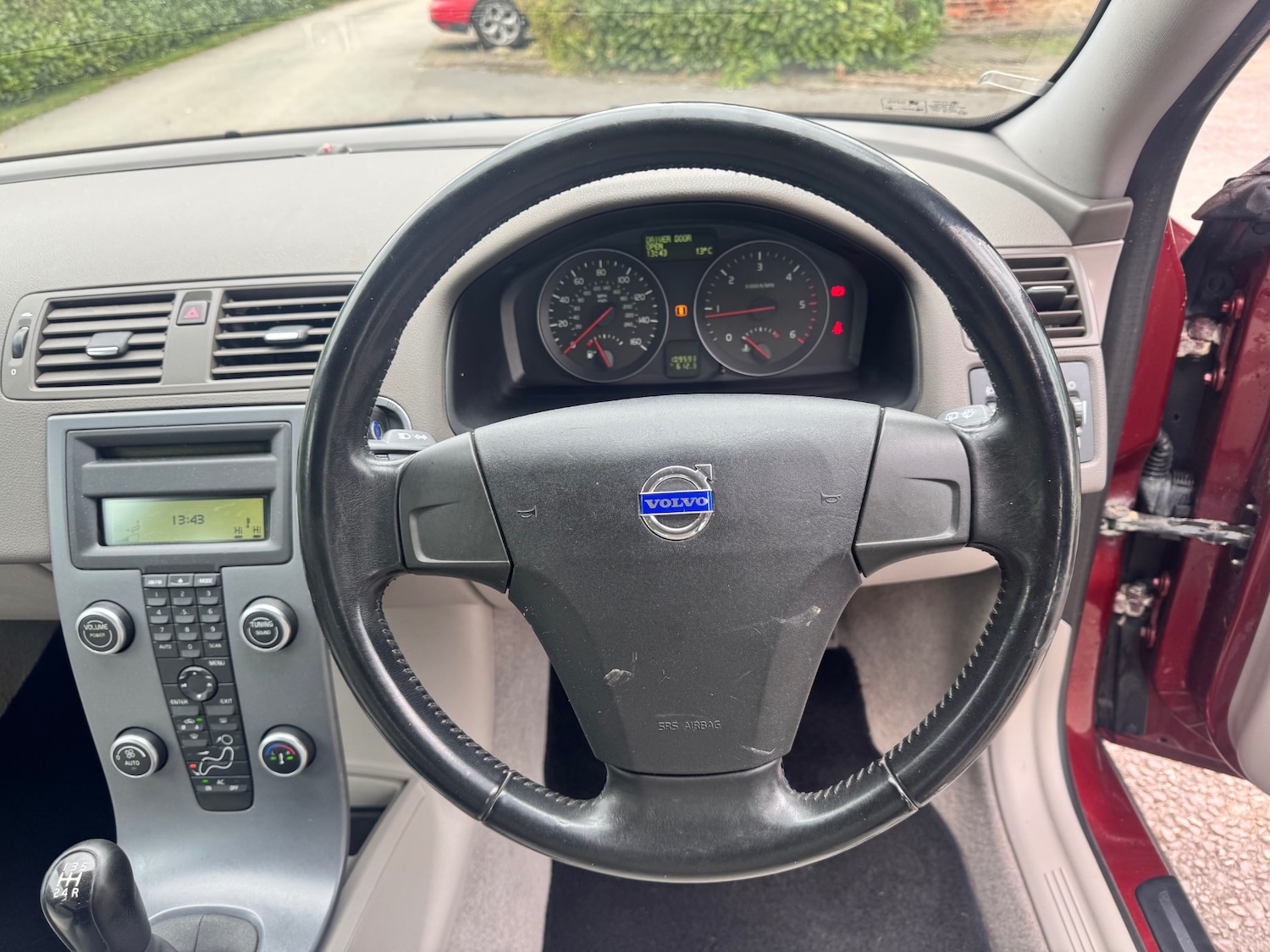 Used Volvo V50 2010 for sale - 76055475: Photo 27