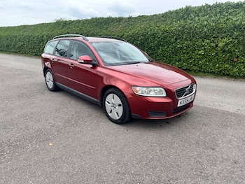 Used Volvo V50 2010 for sale - 76055475: Photo