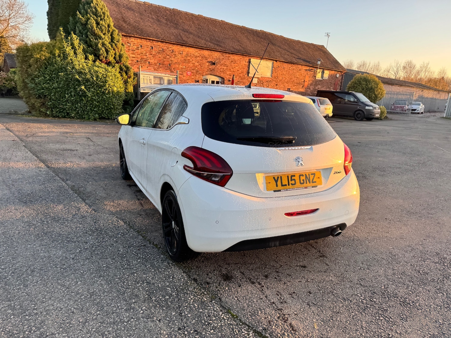 Used Peugeot 208 2015 for sale - 76566718: Photo 12