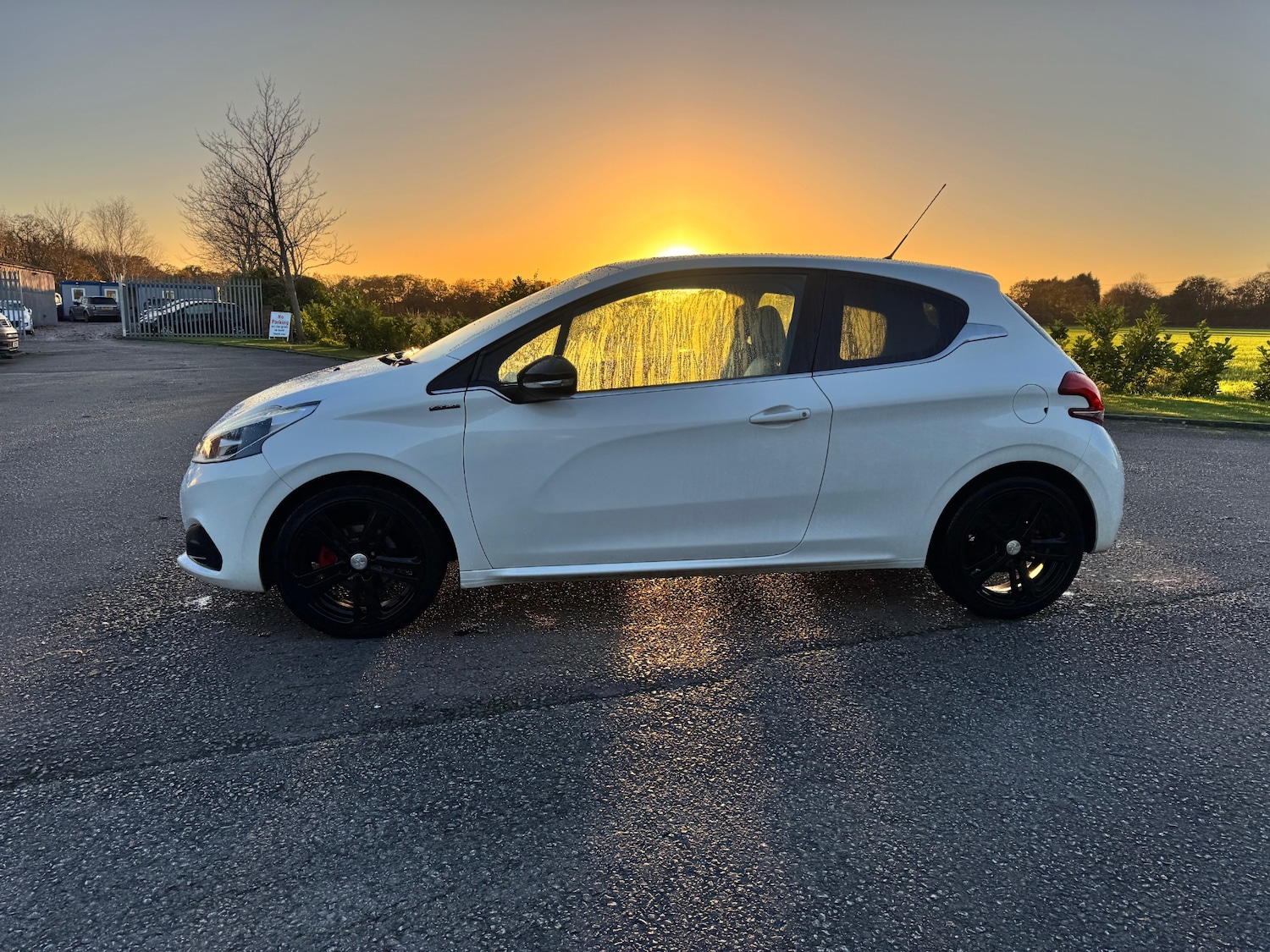 Used Peugeot 208 2015 for sale - 76566718: Photo 9