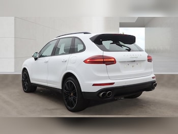 Used Porsche Cayenne 2016 for sale - 79243868: Photo