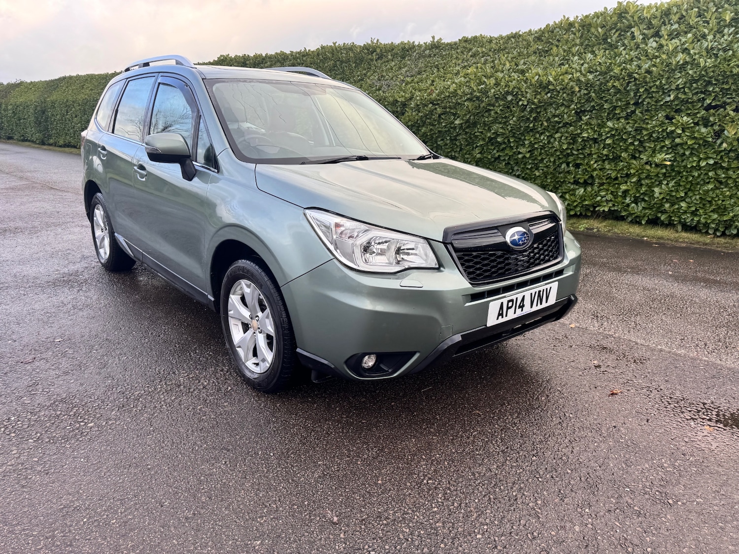 Used Subaru Forester 2014 for sale - 76845935: Photo 2