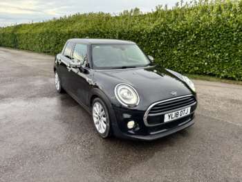 Used MINI Hatch 2018 for sale - 73323325: Photo