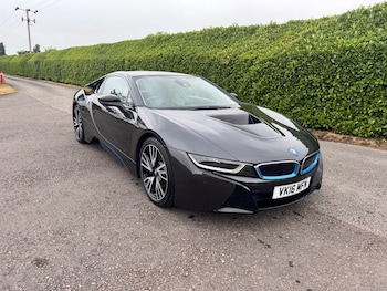 Used BMW i8 2016 for sale - 75010475: Photo