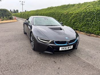 Used BMW i8 2016 for sale - 75010475: Photo