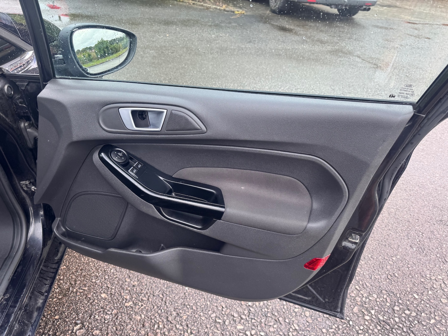 Used Ford Fiesta 2015 for sale - 75794924: Photo 15