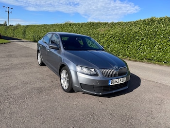 Used Skoda Octavia 2013 for sale - 76198626: Photo 2