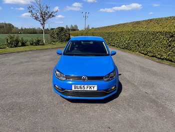 Used Volkswagen Polo 2015 for sale - 78345186: Photo