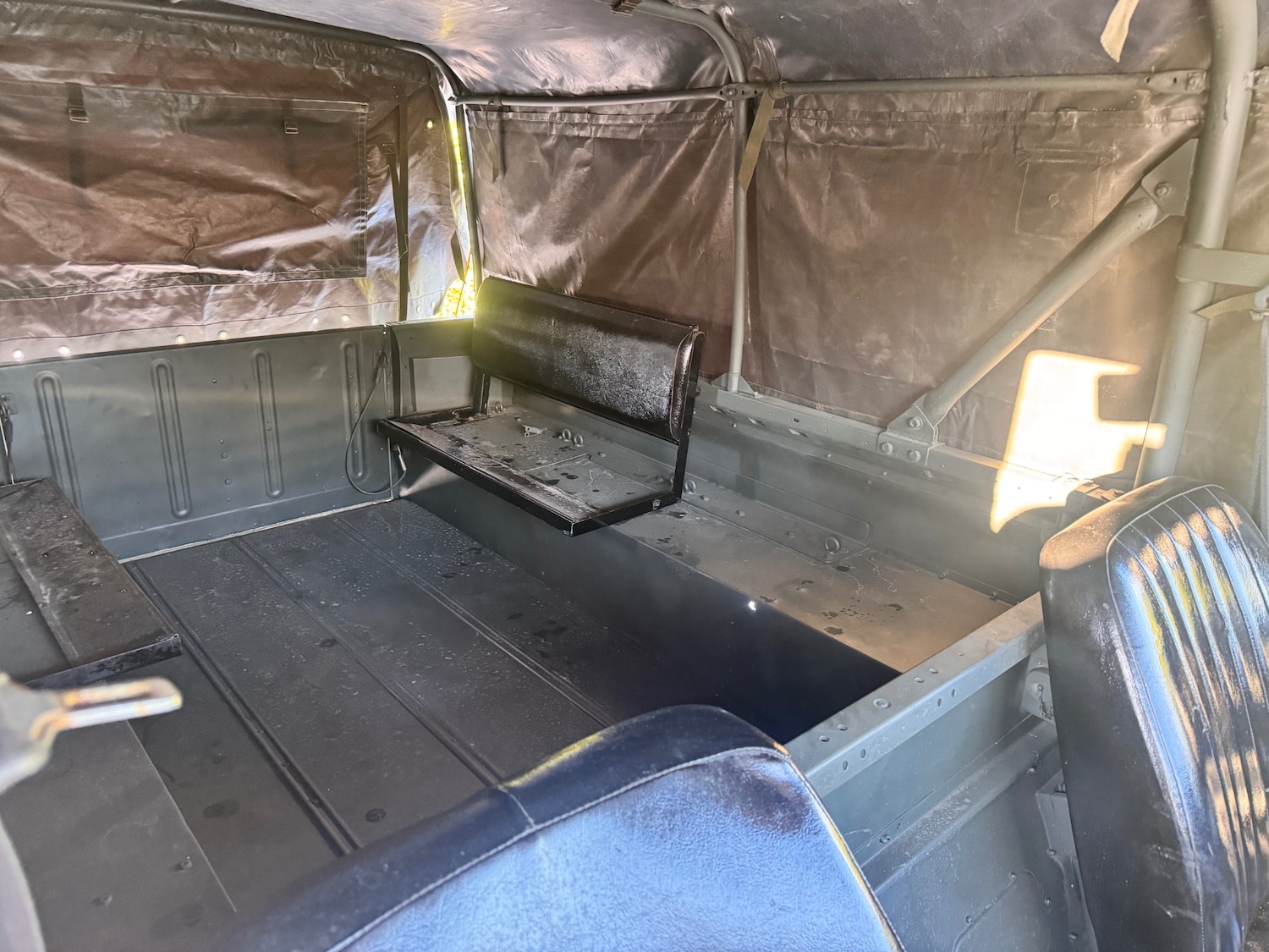 Used Land Rover Defender 110 1988 for sale - 77107758: Photo 16