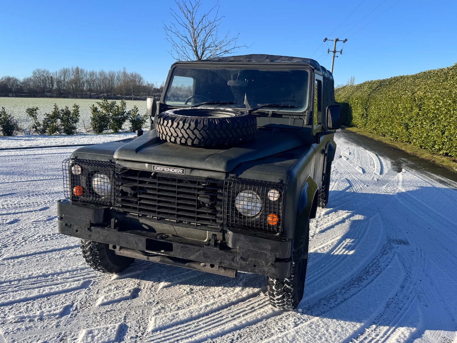 Used Land Rover Defender 110 1988 for sale - 77107758: Photo 4