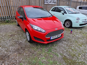 Used Ford Fiesta 2015 for sale - 77107237: Photo