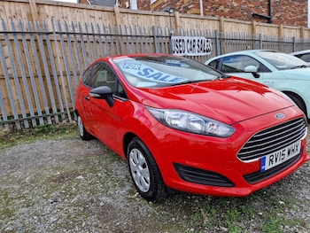 Used Ford Fiesta 2015 for sale - 77107237: Photo
