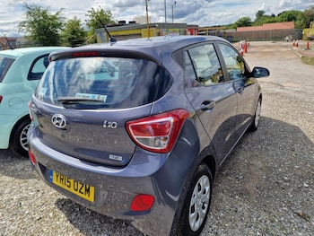 Used Hyundai i10 2015 for sale - 75549919: Photo