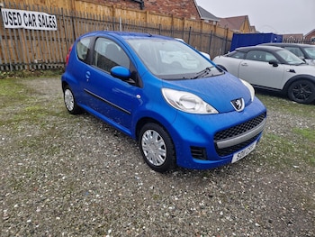 2011 (11) - 1.0 Urban 3dr