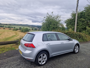 Used Volkswagen Golf 2015 for sale - 76492296: Photo