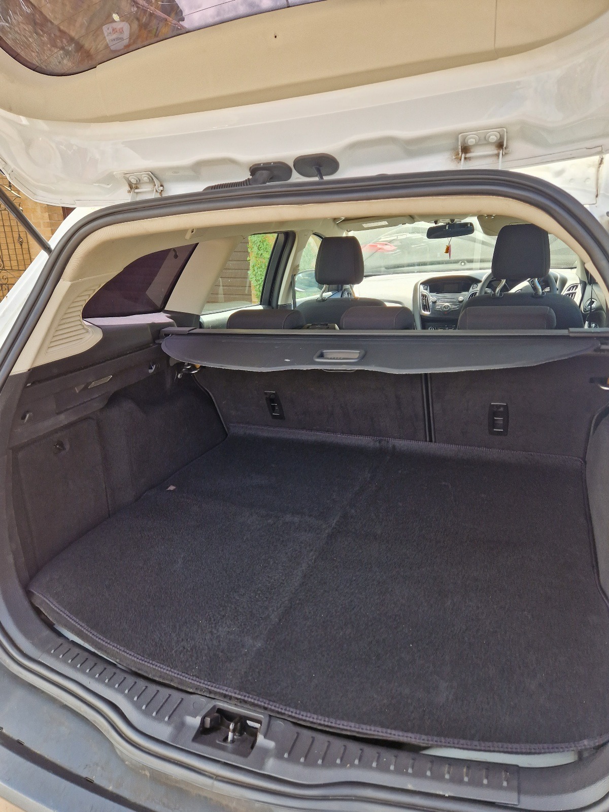 Used Ford Focus 2017 for sale - 76401838: Photo 10