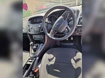 Used Ford Focus 2017 for sale - 76401838: Photo